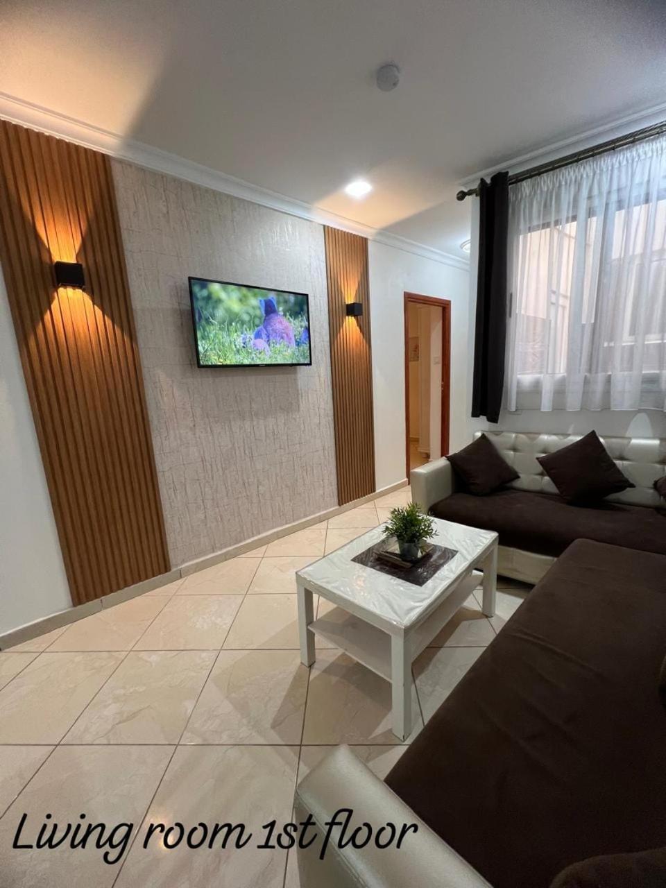 Apartment Ayoub -For Families Only- Nador Eksteriør billede